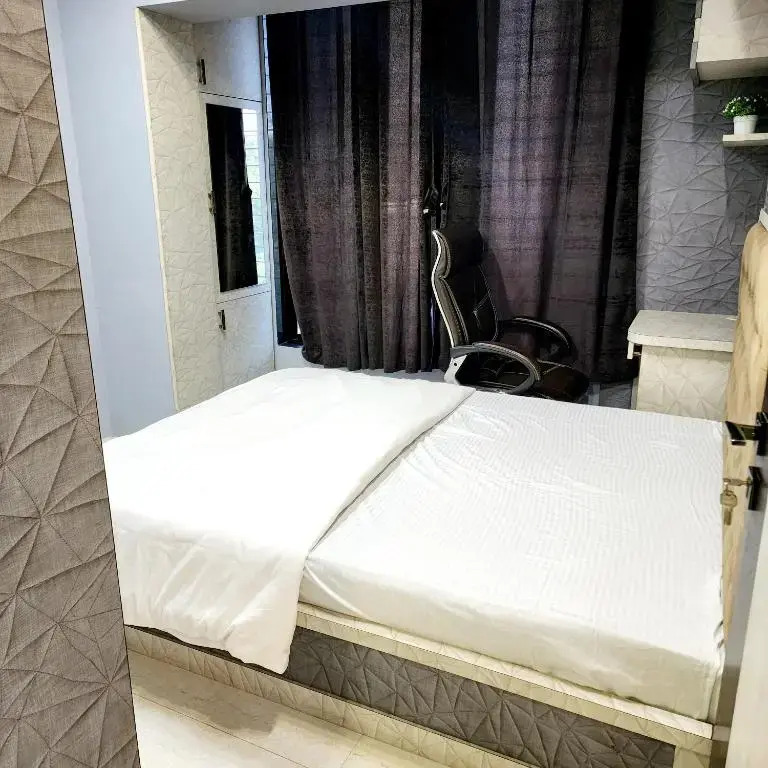 Sapphire Service Apartment