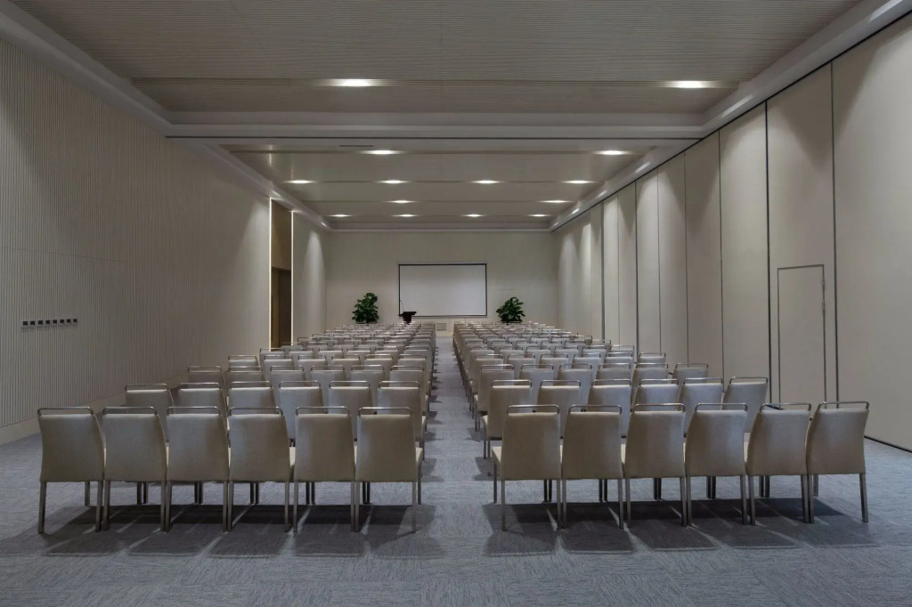 Sanya Phoenix Airport Hotel