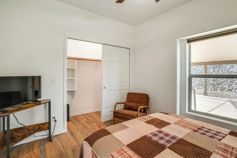 Prescott Home Close to Hiking & Medical Centers!