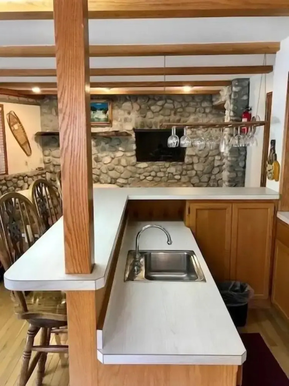Secluded Mountain Getaway 3 Bedroom Home by RedAwning