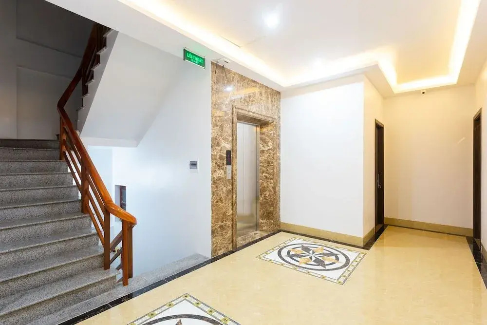 Diamond Hotel