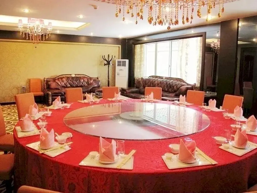Artland Peninsula Hotel