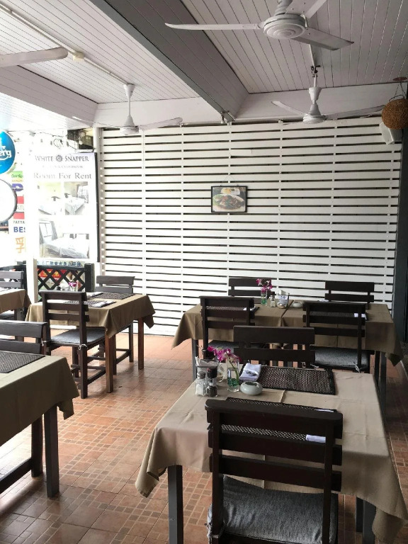 White Snapper Kitchen & Guesthouse