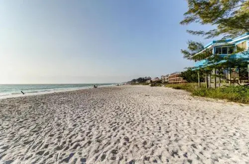 Sunset Beach 106