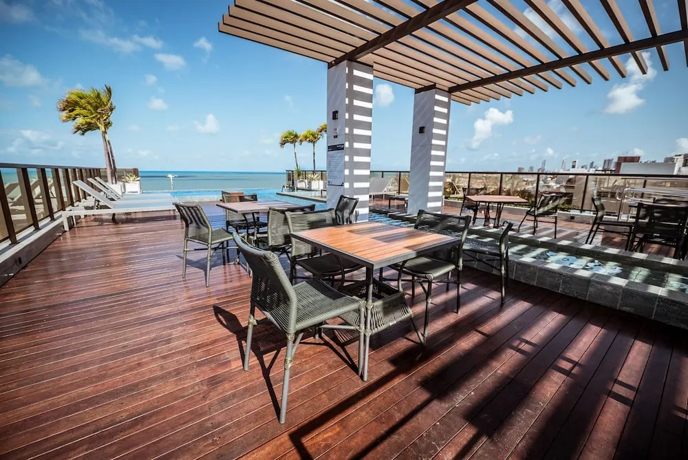 Flat Beira-mar c Piscina e Academia em Mana ra