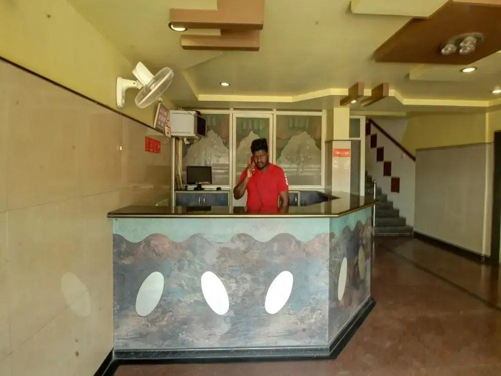 OYO 30673 K R K Residency