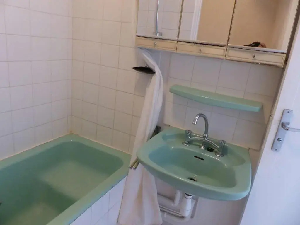 Studio Le Lavandou, 1 pièce, 2 personnes - FR-1-308-34