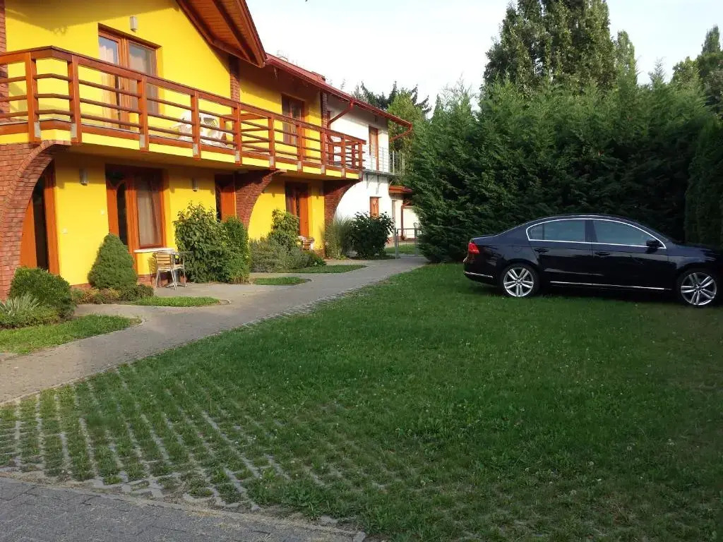 OKKER Apartman