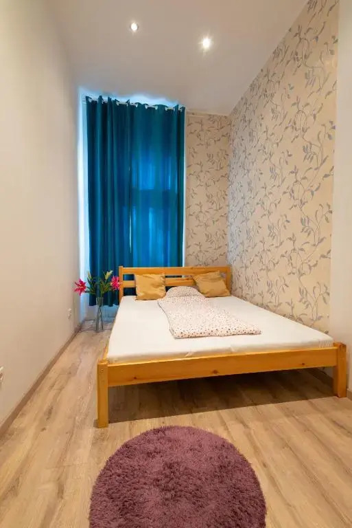 Standard Apartment by Hi5 - West End Center