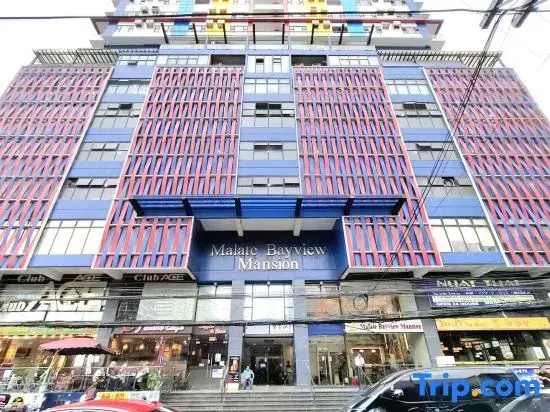 StayLuxia Manilabayview 1-5 BR Suites w/Balcony Bayview Pool Netflix