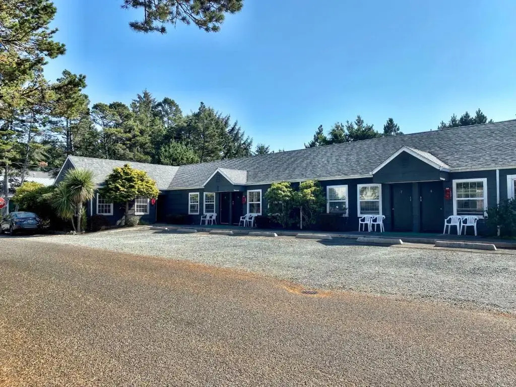 San Dune Inn