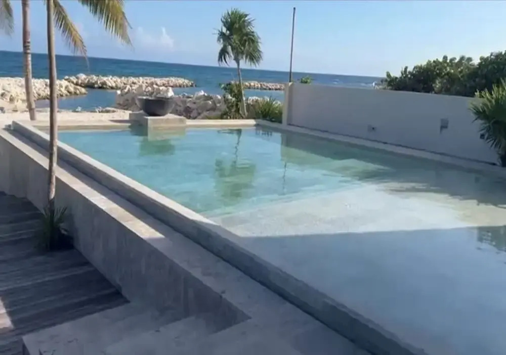 Villas Mia Front Beach