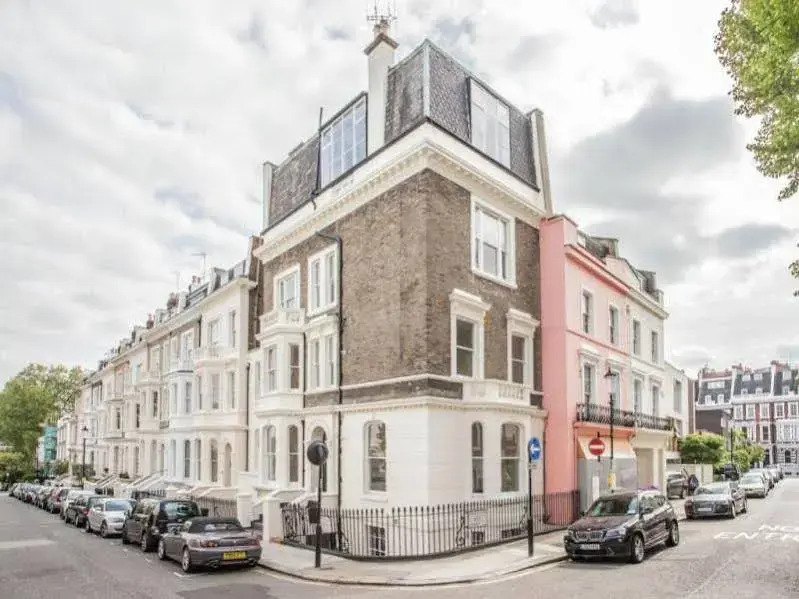 Apple Apartments Kensington Gardens