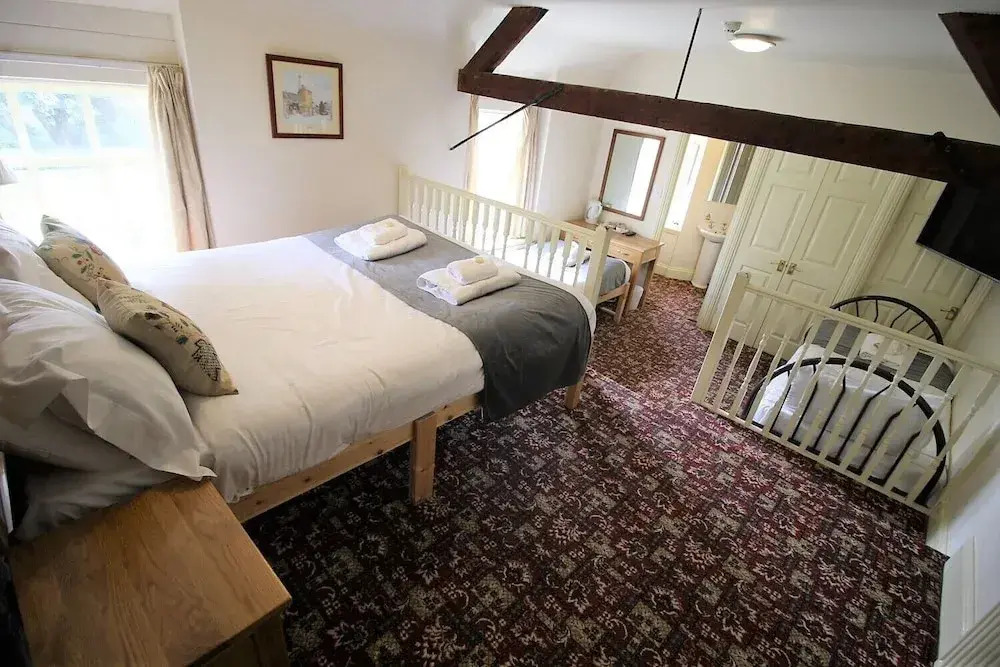 The Kings Arms Hotel