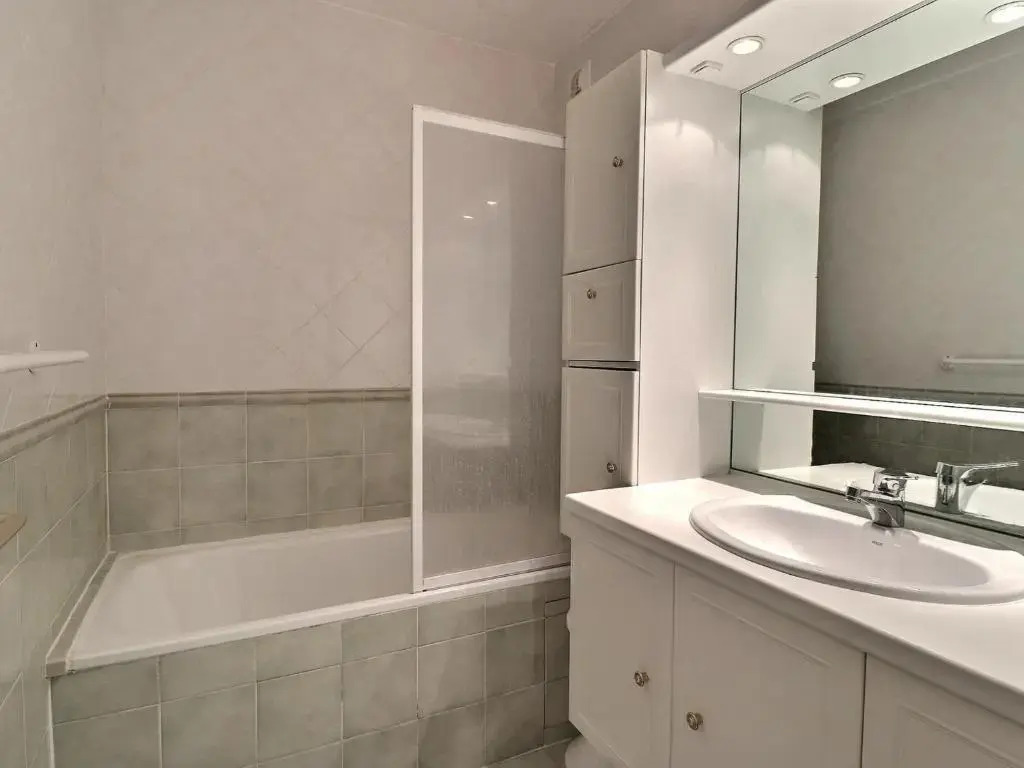 Appartement Méribel, 2 pièces, 5 personnes - FR-1-182-3