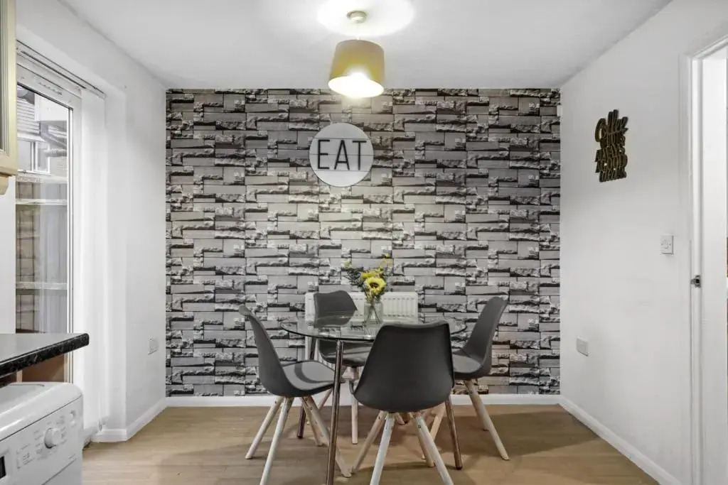 Tayberry Close Contractors & Leisure Apartment by Leecroft Stays