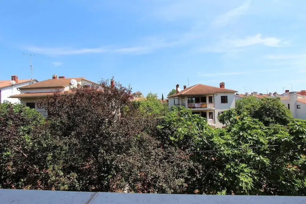 Apartments Lora