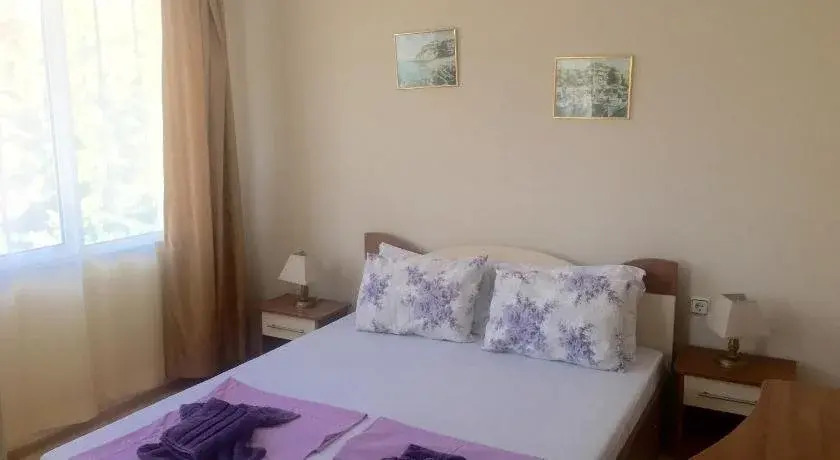 Lotos Hotel