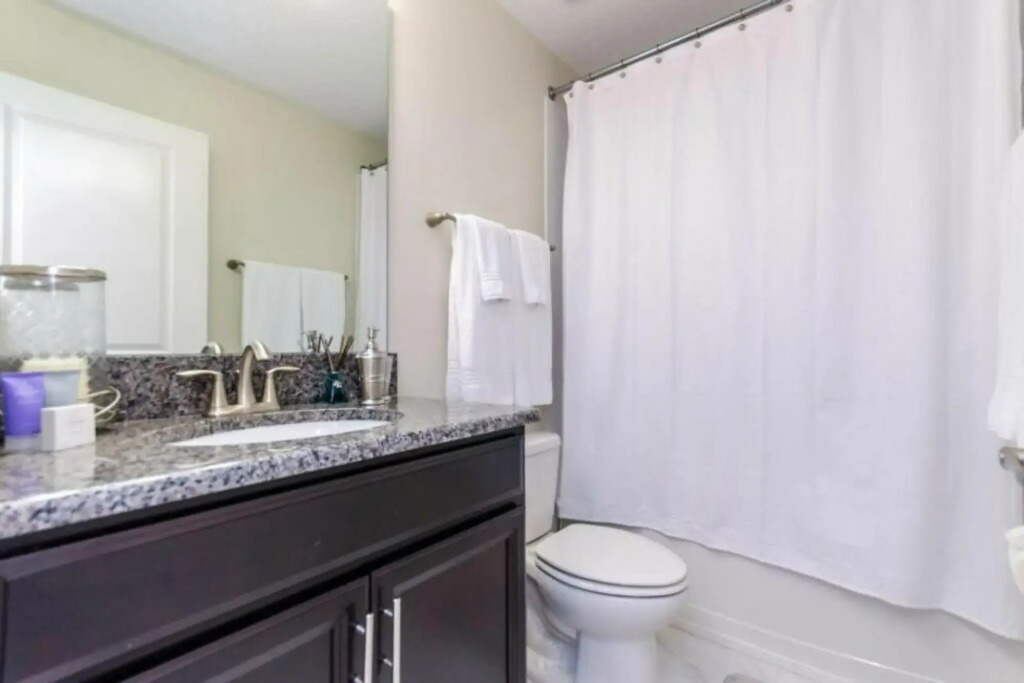 Amazing Champions Gate 7 bedrooms/6 bathrooms!
