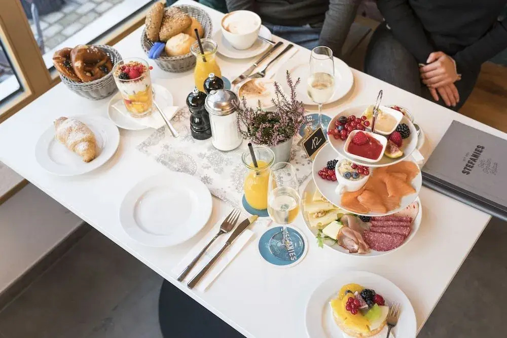 Stefanies-Café-Pension-Kultur
