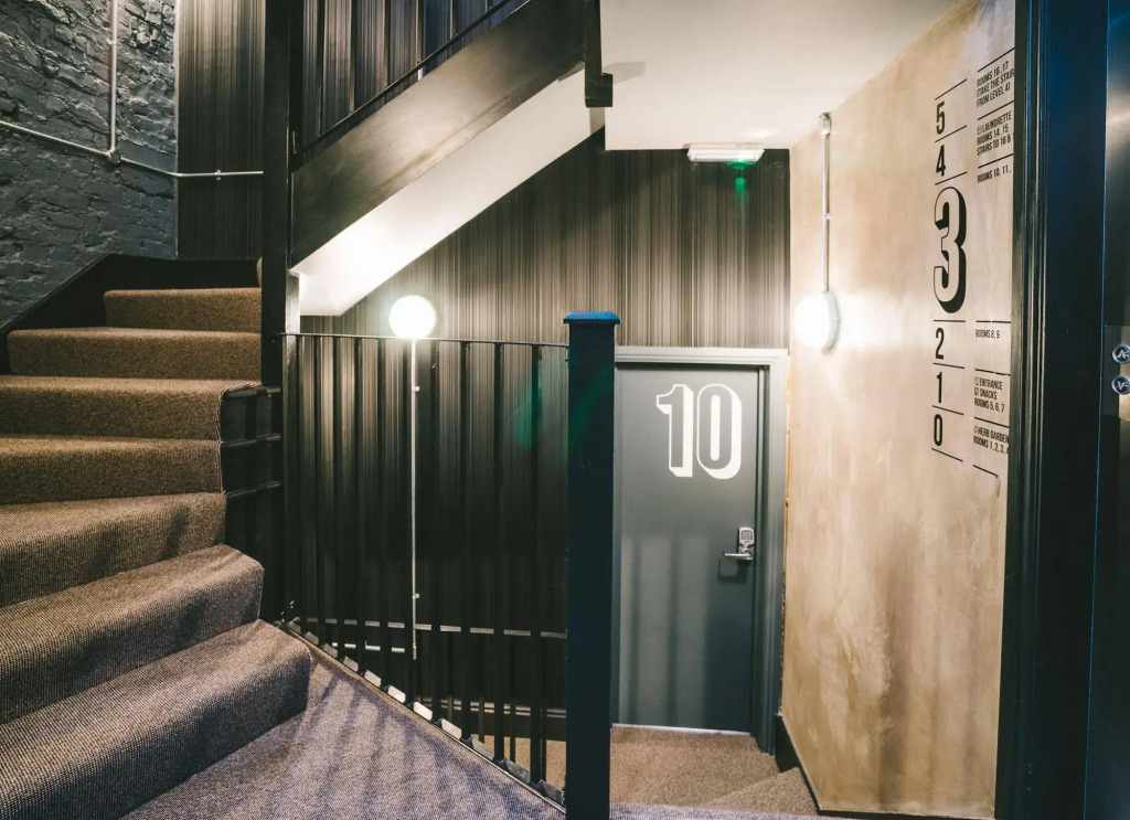 room2 London Hammersmith Townhouse