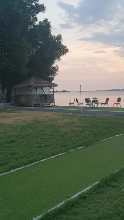 Sunbeash resort
