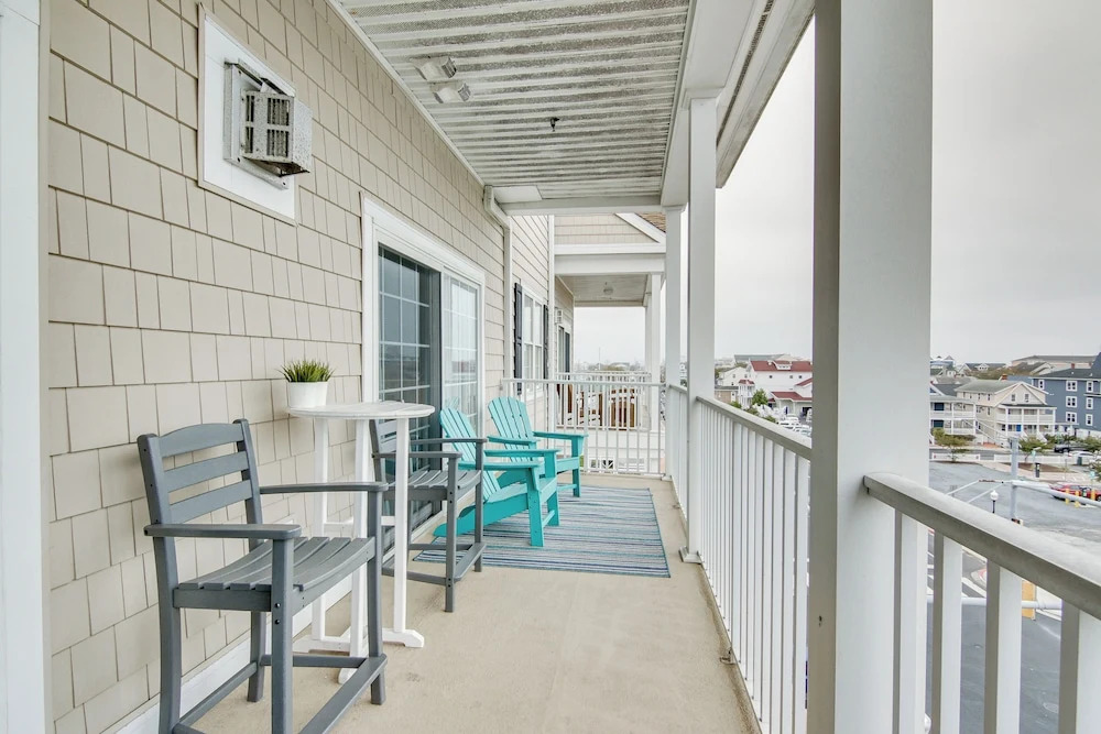 Walk to Boardwalk! Ocean City Coastal Gem w/ Deck