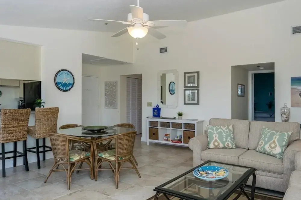 Cove at Sandy Pointe Unit 205a