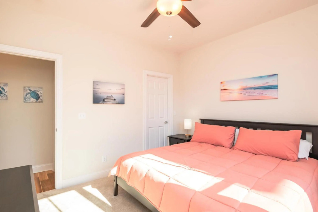 Intracoastal Views by Oak Island Accommodations