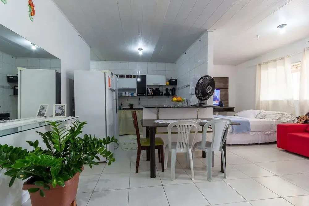 Casa Climatizada a 400m da Praia no Centro