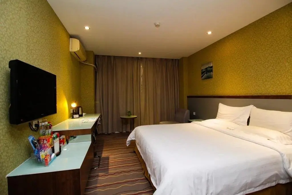 7+1 Business Hotel Hefei