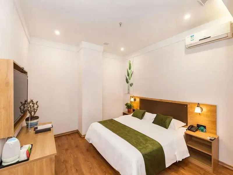 GreenTree Inn Dalian Airport New District Xinzhaizi Express Hotel
