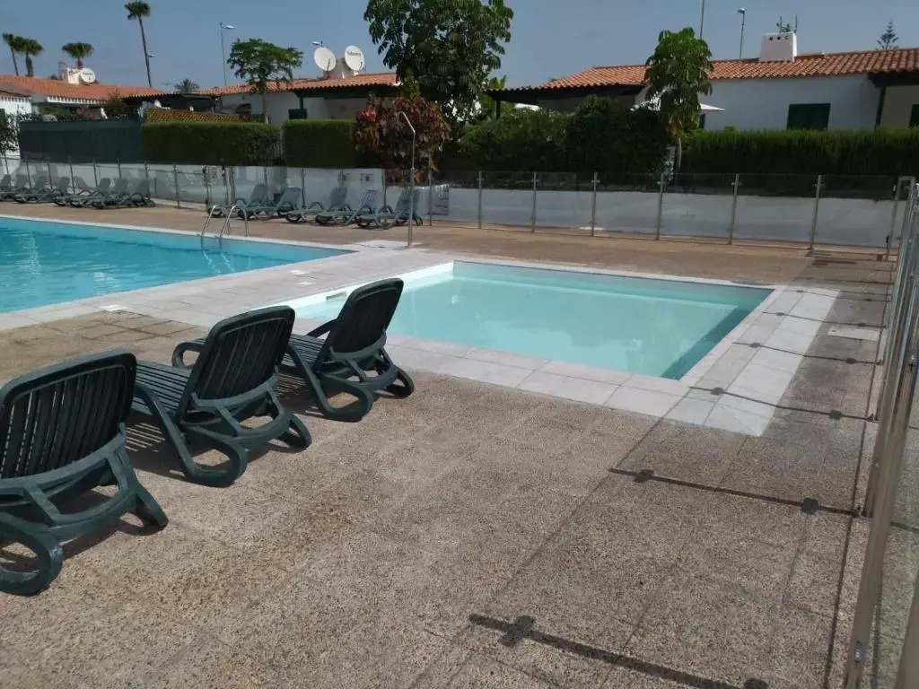 parking terraza jumbo by stay in gran canaria