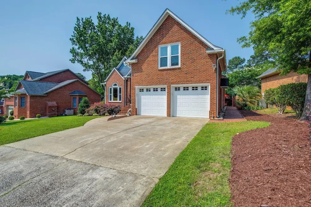 4 Mi to Lake Murray: Pet-friendly Home w/ Pool!