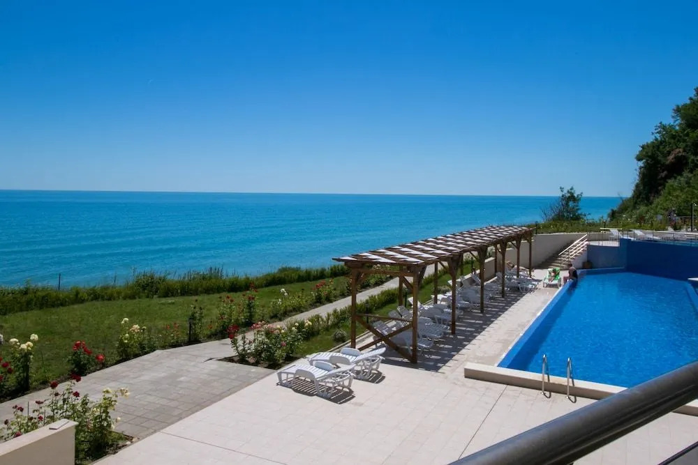 White Cliffs, Byala