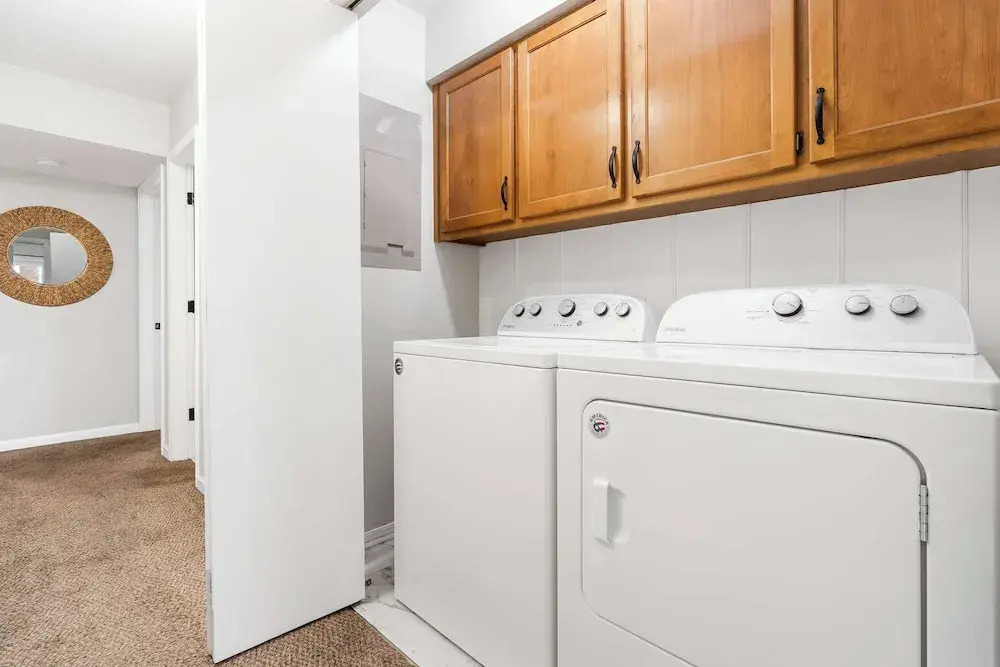 Stone Creek Retreat 2 BR Home!