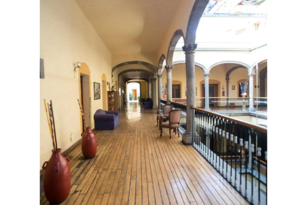 Hotel Frances