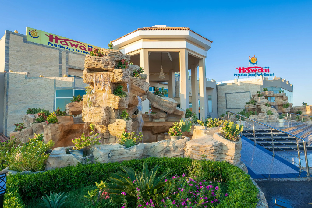 Hawaii Paradise Aqua Park Resort - Families and Couples Only