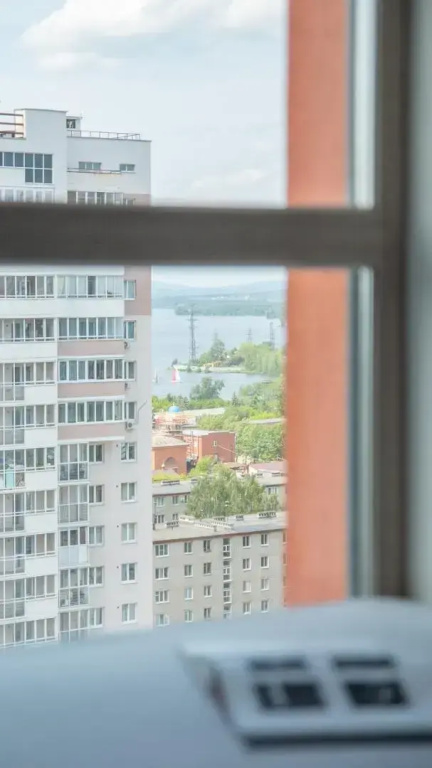 Ekb space apartments (Екб спэйс апартаменты) на улице Татищева 20
