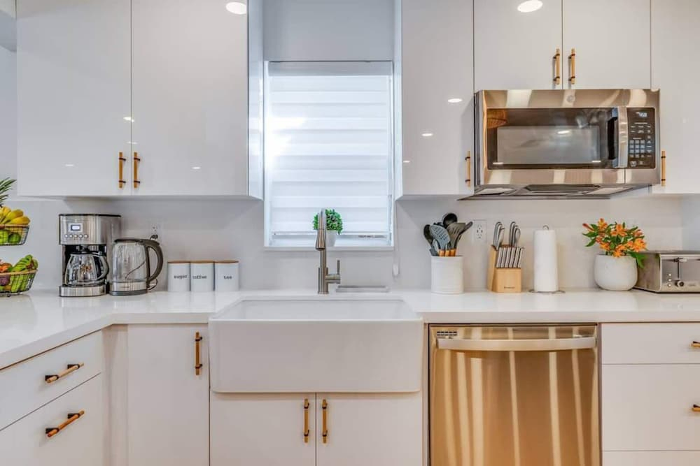 Fox Garden-heated Pool-spa- Boho-downtown Beach