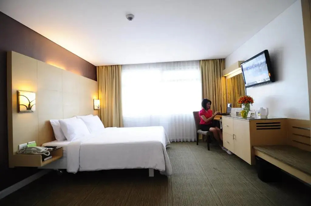 St Giles Hotel Makati