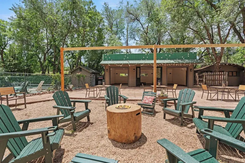 Timber Lodge Cabin 10