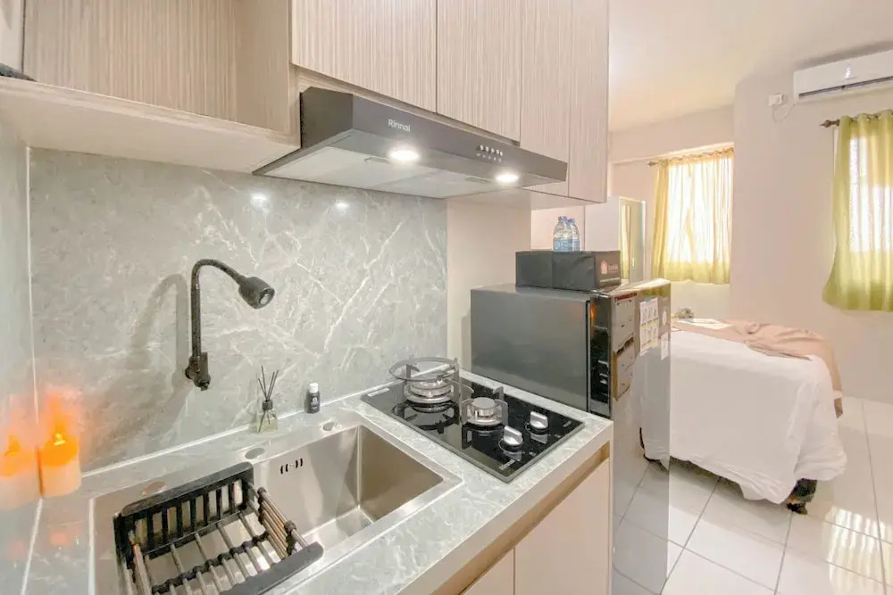 Cozy and Well Furnished Studio Grand Kamala Lagoon Apartment