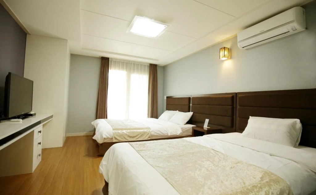 Jeju Airport Hotel