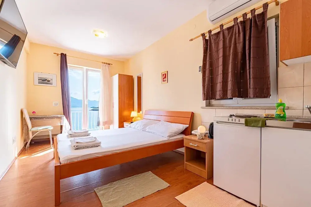 S1 - Studio Just 50m From the Beach With sea View