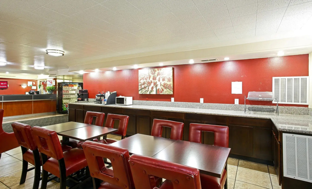 Red Roof Inn North Dallas - Park Central