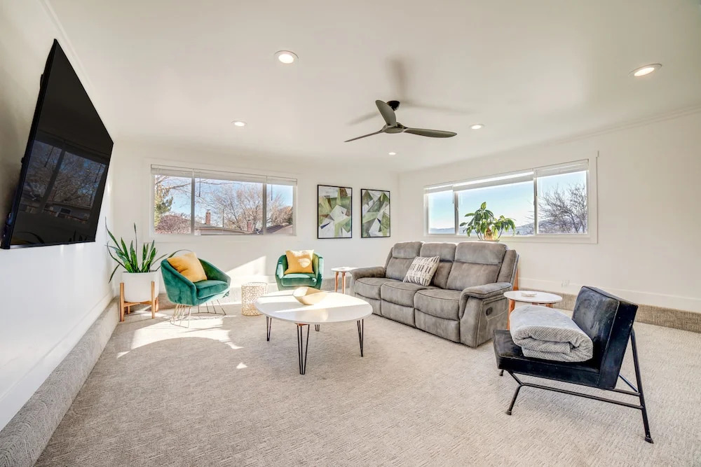Modern Reno Home w/ Mountain View: Near Downtown!