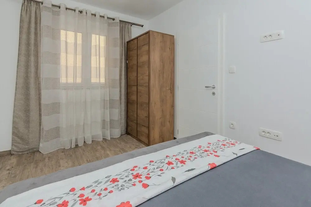 Apartment Mutak