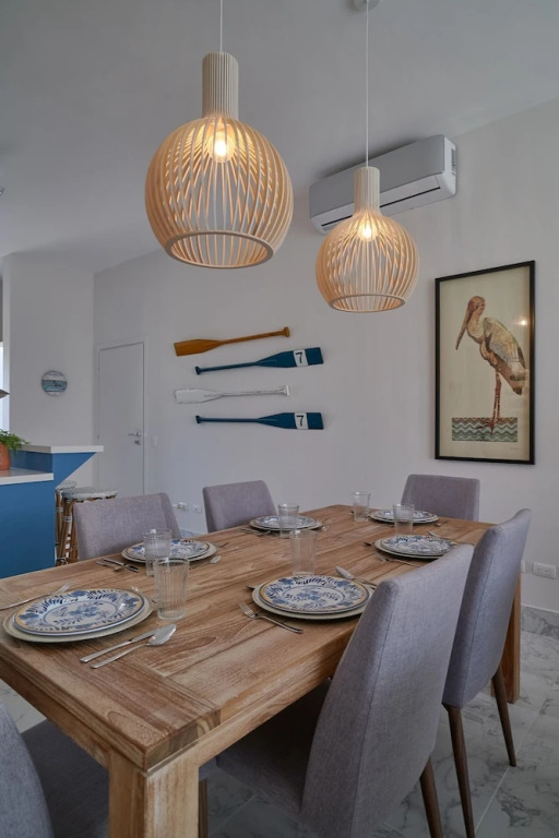 3BR Beach Condo Lakeview Playabonita Pool LUX