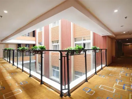 Orange Inn Zhijiang
